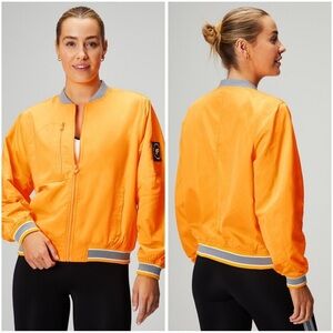Fabletics Desert Sun Yellow Raincloud Grey Satin Bomber Jacket Size Large